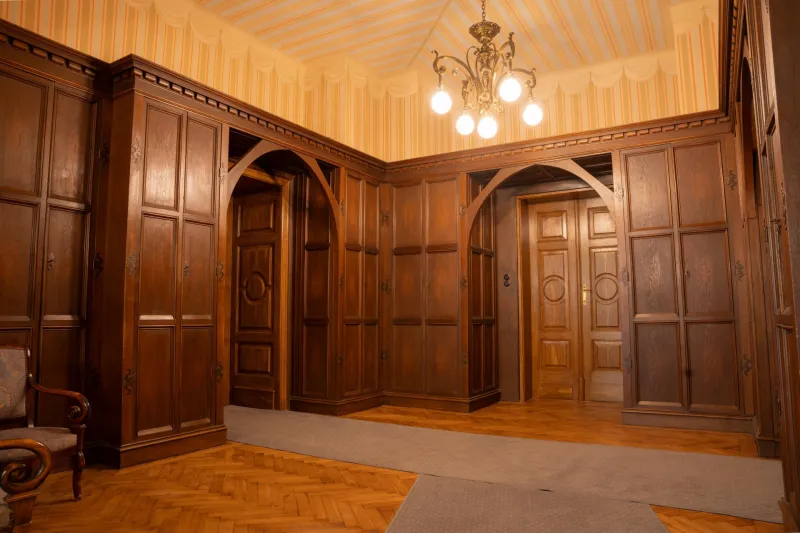 Foyer - r. 2026