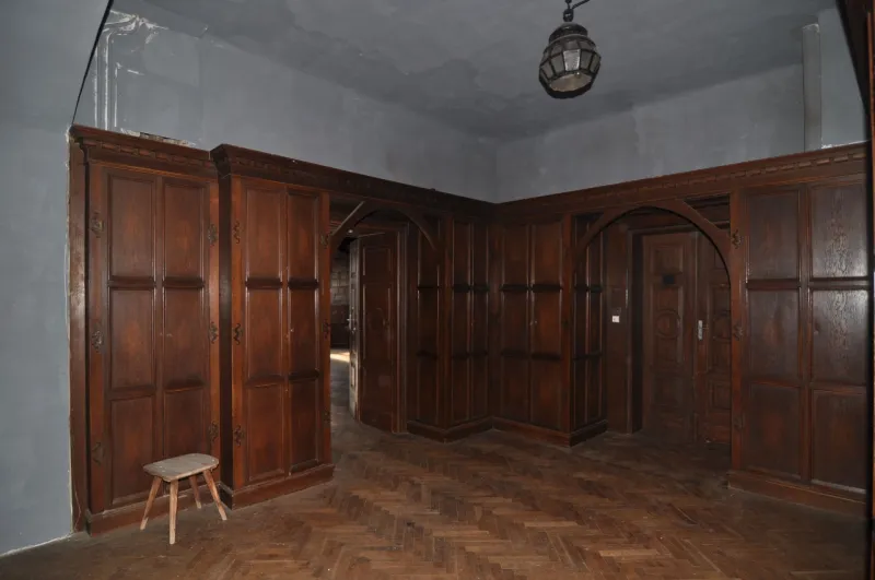 Foyer - r. 2016